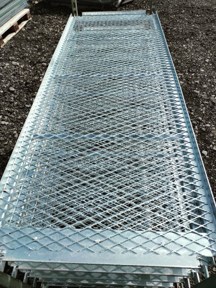 Blue Diamond Cart Shelves (24" x 67")