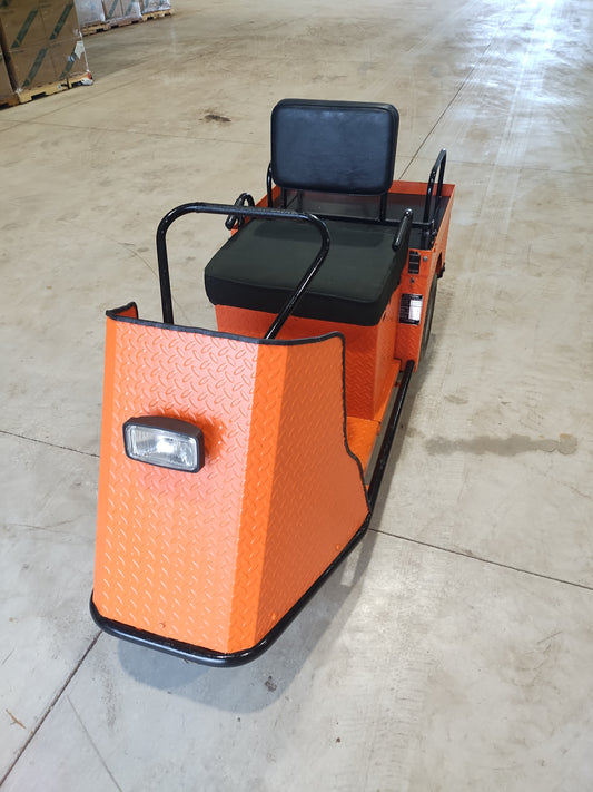 Taylor Dunn Tugger SS-536