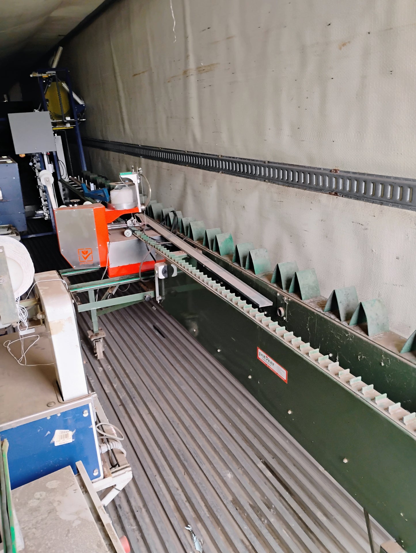 Bouquet Bunching Line