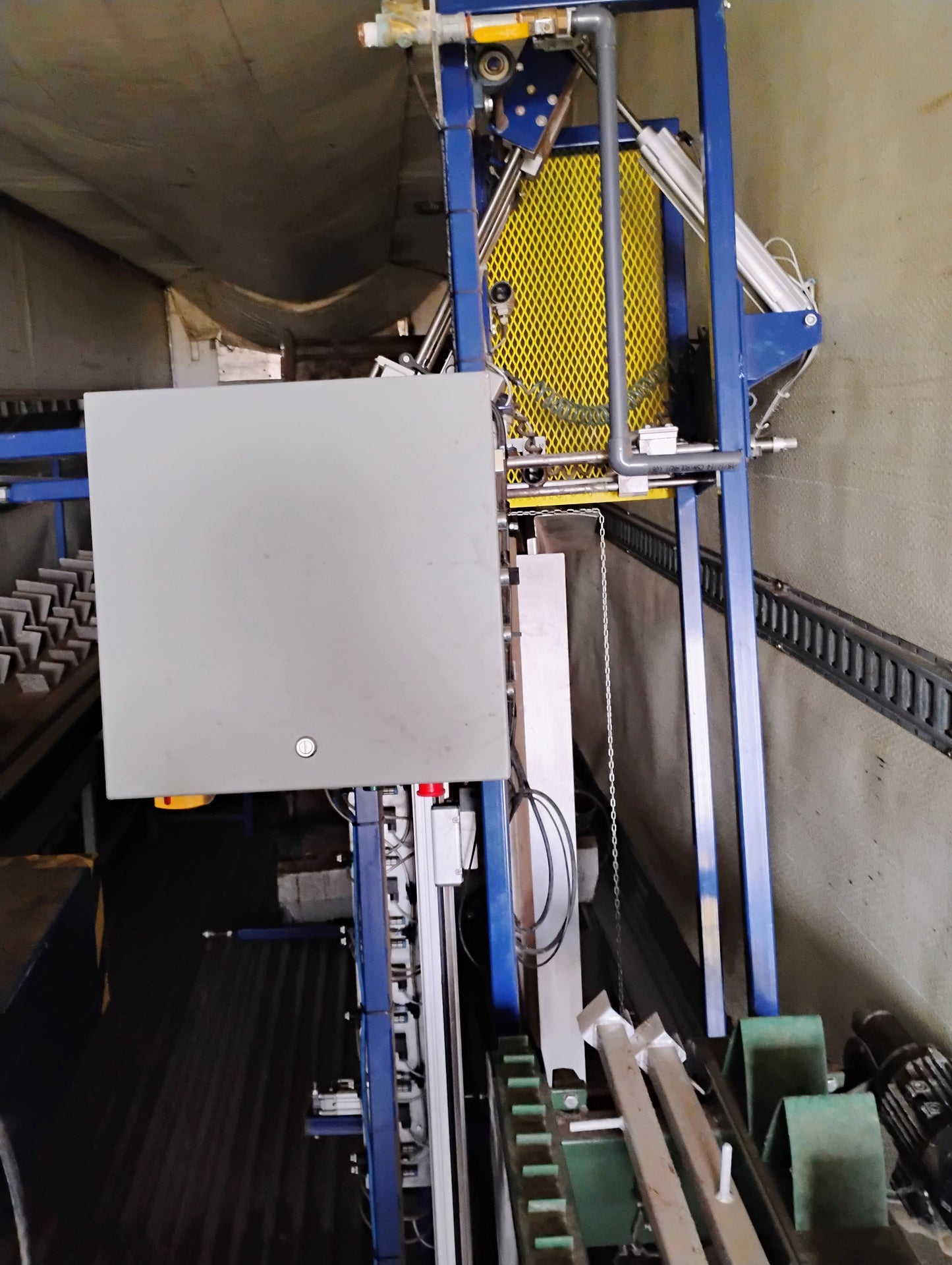 Bouquet Bunching Line