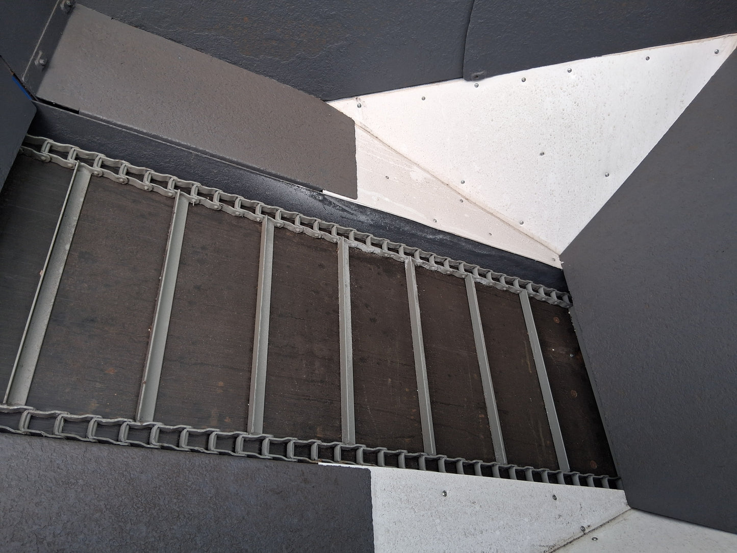 HE1 Horticulture Equipment Flat Filler